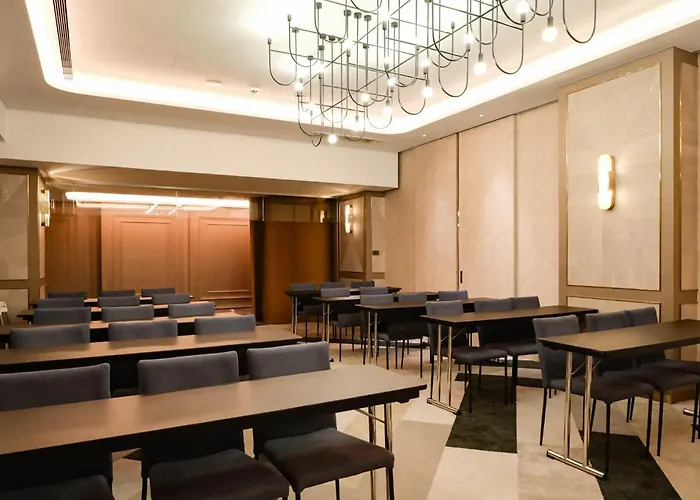 Oku Hotel