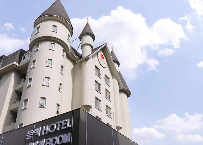 From H Dongbaek Hotel By Kwon Cheonan Seongjeong