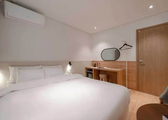 H Avenue Hotel Andong Culture Street Branch