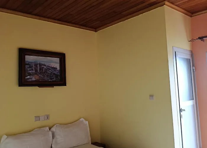 Le Paquebot Hotel Restaurant Kribi