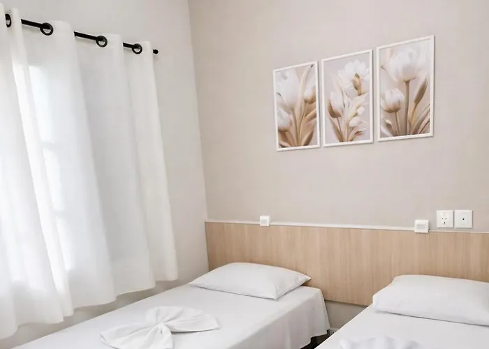 Hotel Triangulo Itai