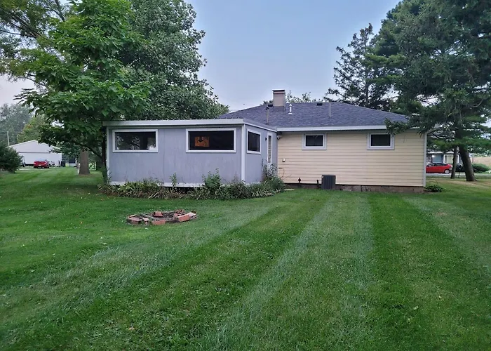 Lake Erie Cottage