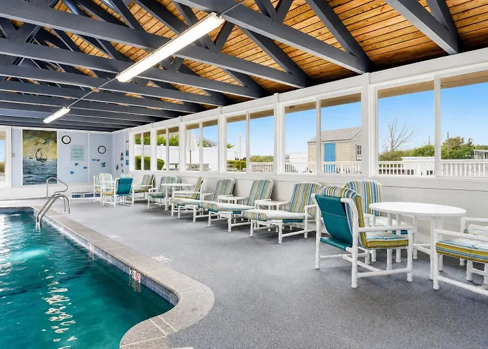 Pier 7 Condominium Resort