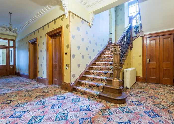 Oyo Ashlea Manor