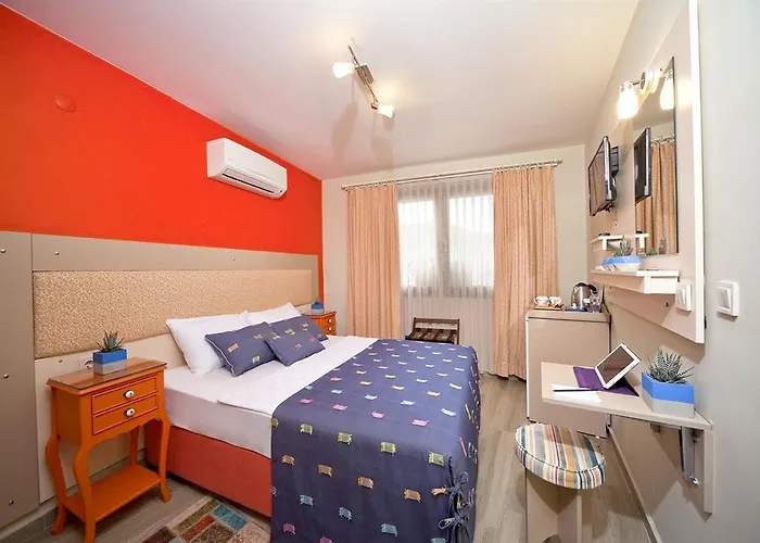 Dions Hotel