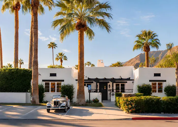 Gloria Palm Springs
