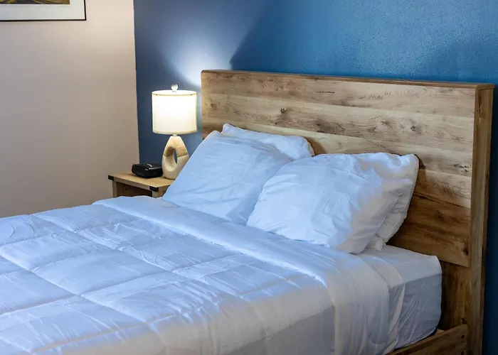 Nisswa Hotel And Suites