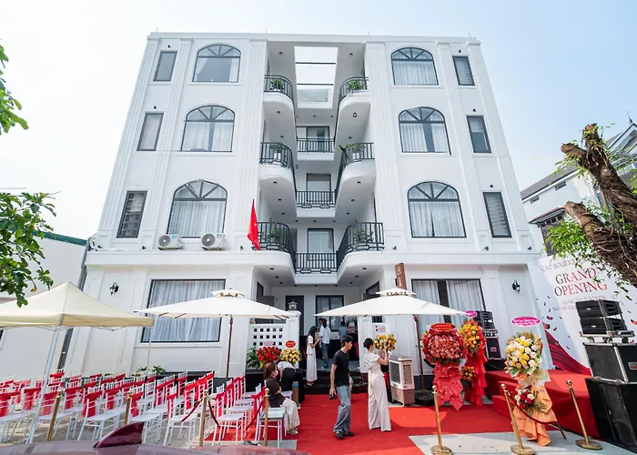 Cat Boutique Hotel