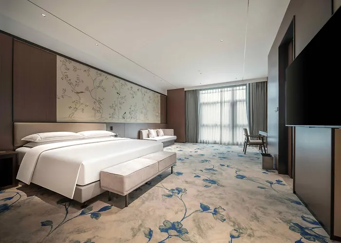 Maoming Garden Hotel