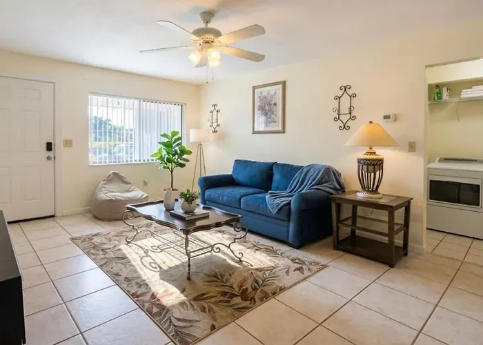 Parkside Retreat At Eau Gallie