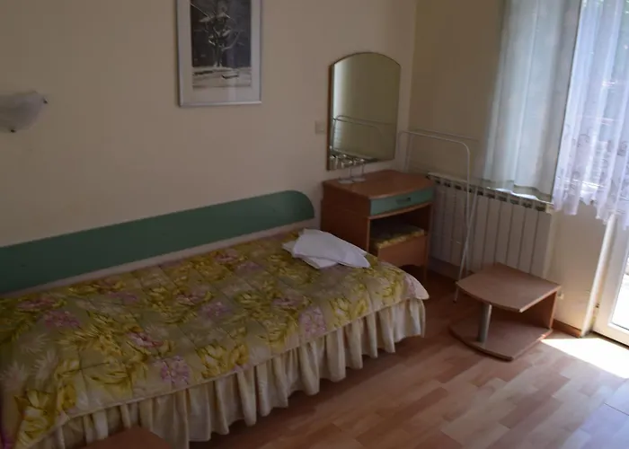 Hotel Tintyava 2