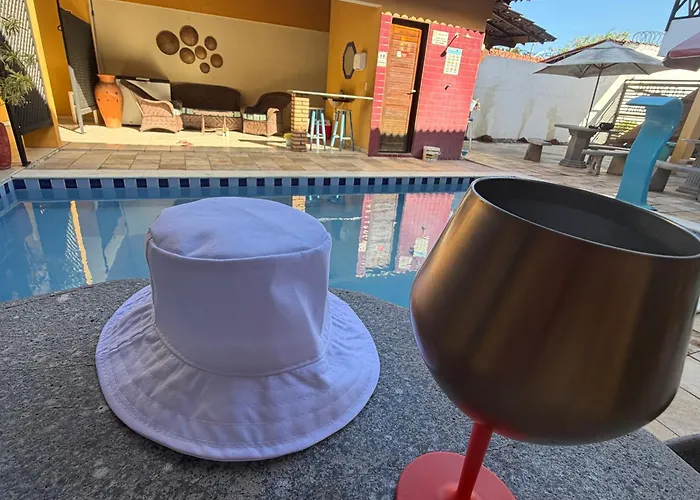 HOTEL PARAISO FRANCÊS, 700 m da Praia do Francês, pet friendly