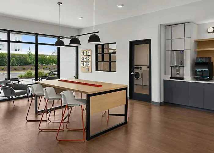 Studiores By Marriott Leland