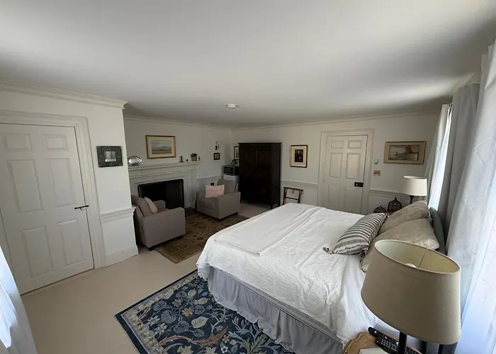 Windsor House Inn