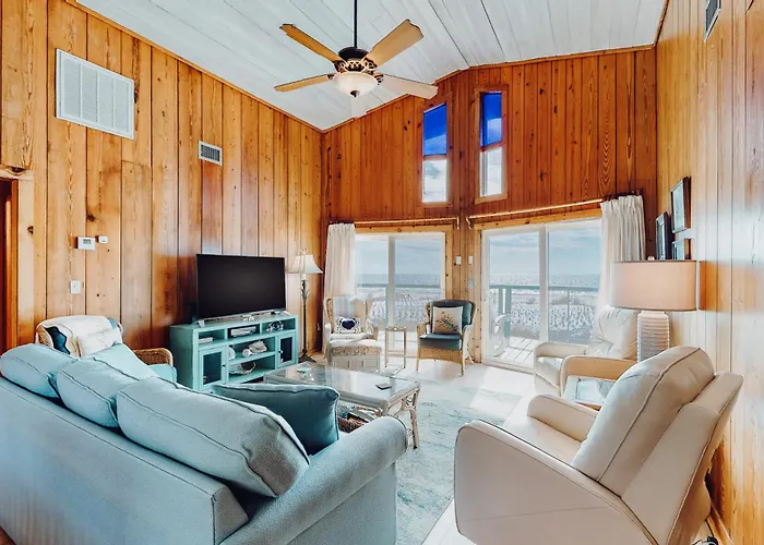 Gulf-Front Home With Wifi Private Beach Boardwalk & Views - Dog-Friendly