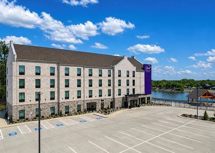 Sleep Inn & Suites Savannah Tennessee Riverfront