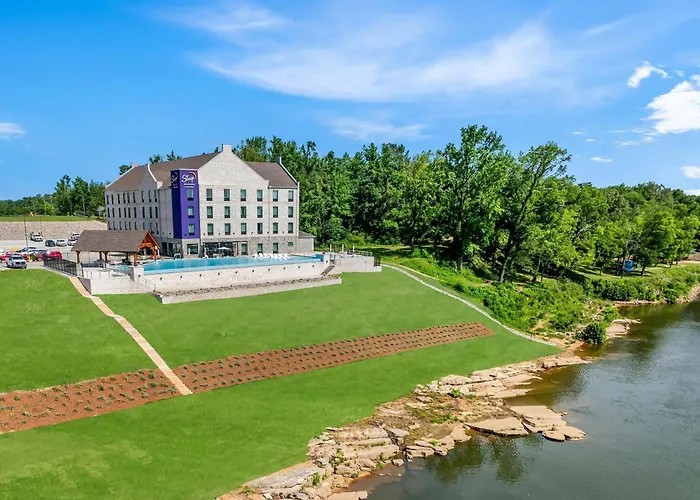 Sleep Inn & Suites Savannah Tennessee Riverfront