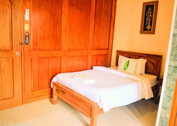 Rekwood Hotel