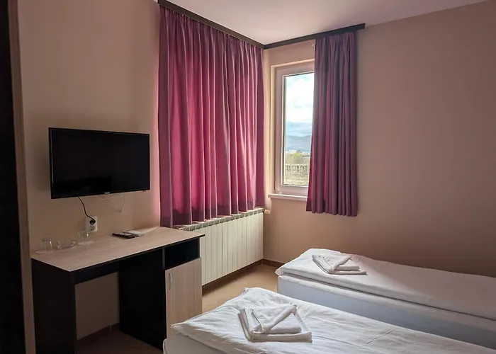 Hotel Poli