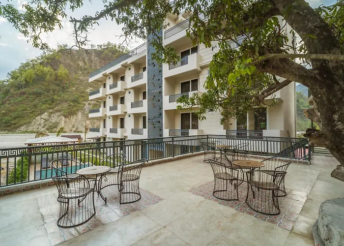 Tripli Hotels Sukritham