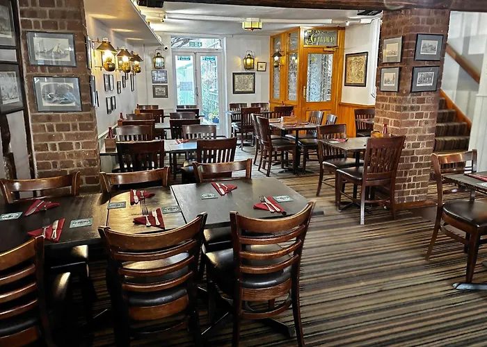 Sams Wine Bar Harwich Ltd