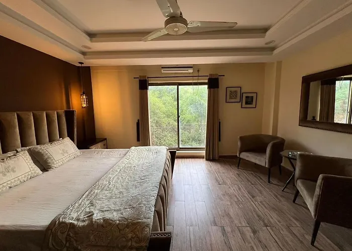 Luxury Stay In Rawalpindi