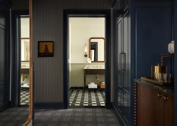 Cincinnati'S Fidelity Hotel