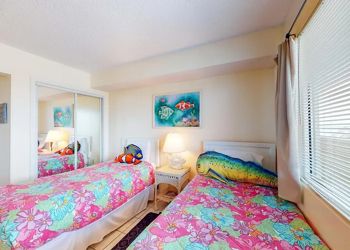 Oceanfront Condo With Gulf-View Balcony Beach Access Pool Wifi & Central Ac
