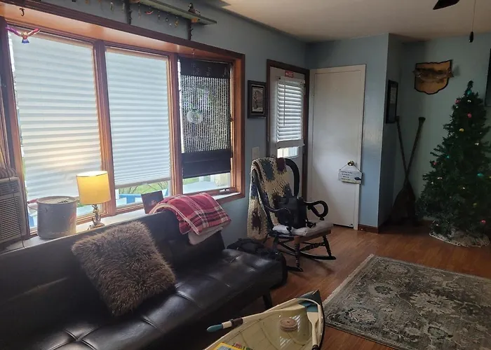 Lake Erie Cottage