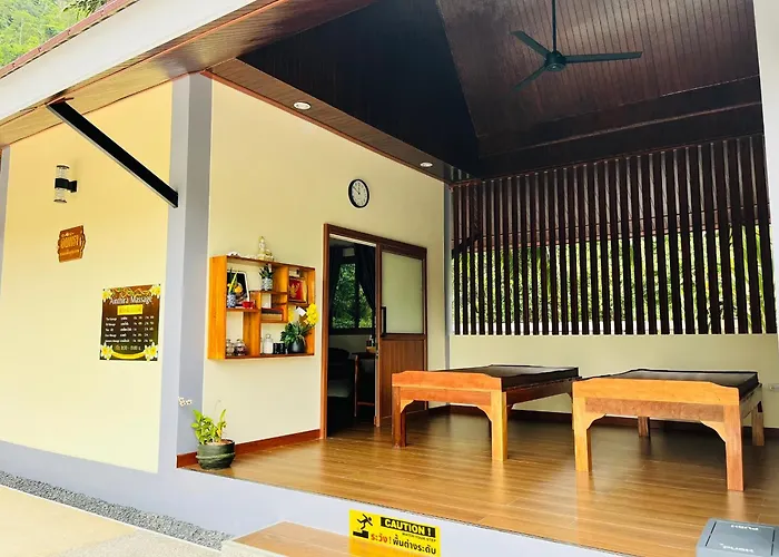 Ainthira Garden Sauna & Resort