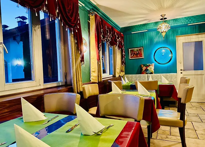 Hotel La Strada & Sultan