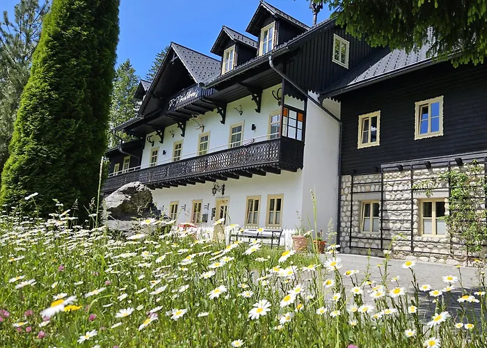 Bergnest im Prielkreuz - Großes Appartment im Ski und Wandergebiet