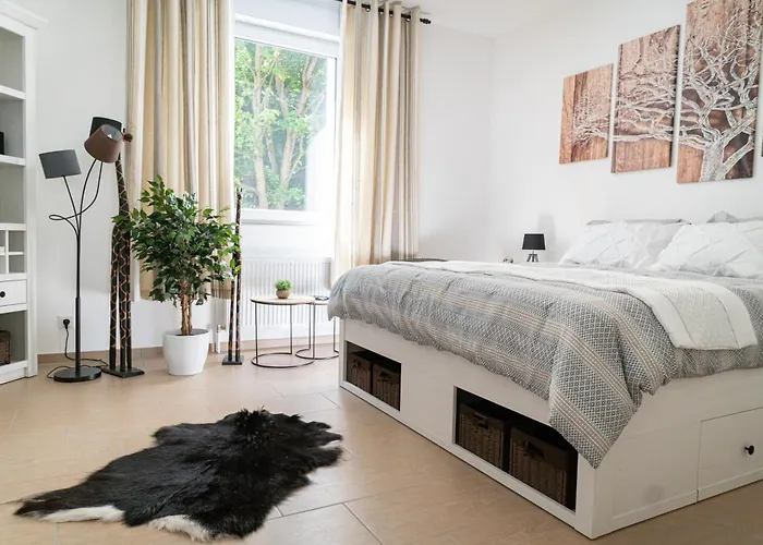 Beautiful Apartment In Town Centre For Tla Tdy Tlf