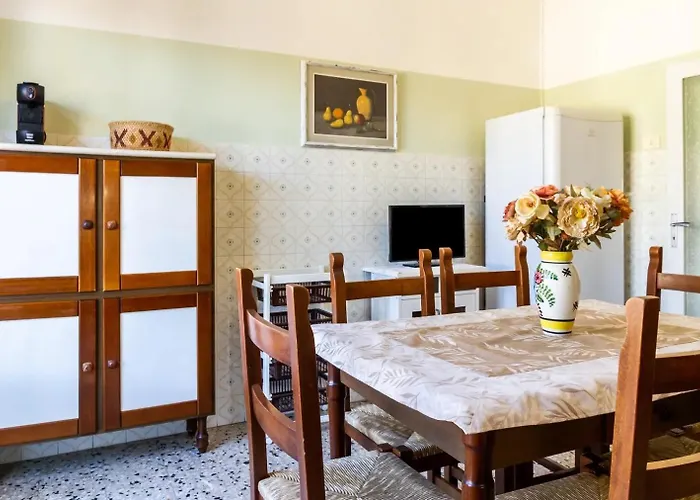 Ampio Appartamento Con Terrazzo E 2 Camere A Marina Di Grosseto