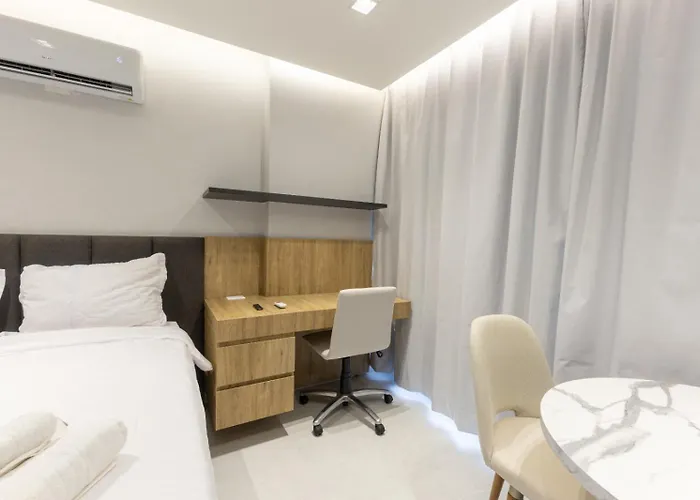 City House 204