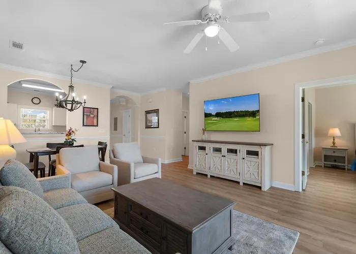 Golf Course View Spacious Coastal Living