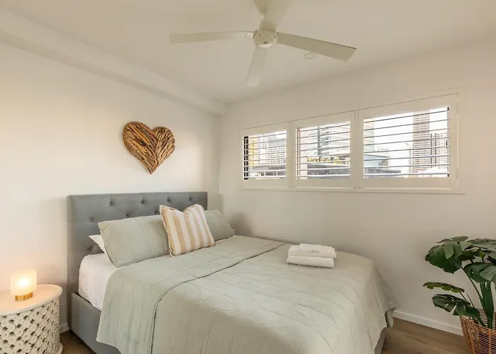 Modern Broadbeach Apartment City View