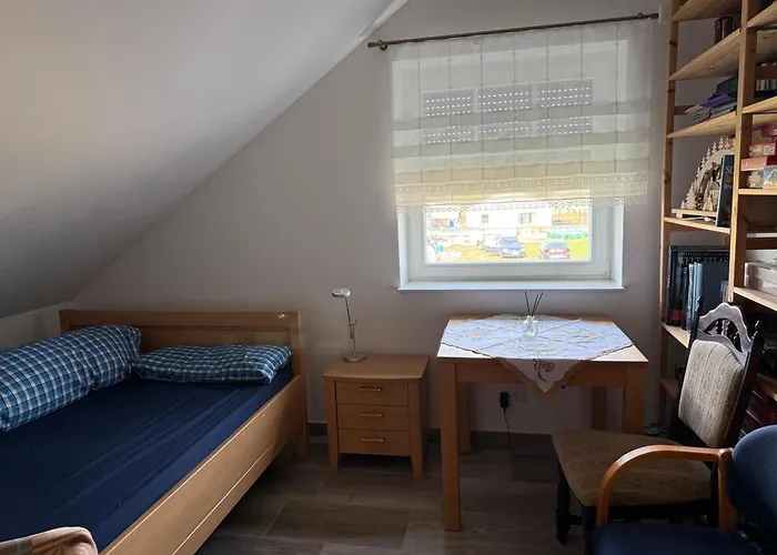 Ferienwohnung am Arendsee mit Balkon Seenähe sehr ruhige Lage