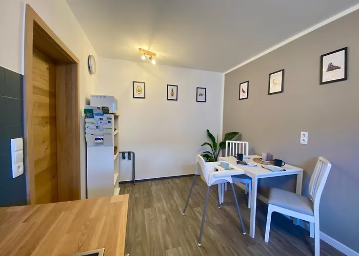 Weiher Apartment mit Terrasse&Parkplatz