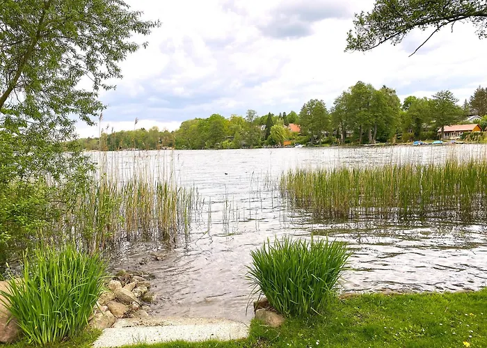 Ruppiner Ferienresidenz - Traumhafte Villa am Neuruppiner See