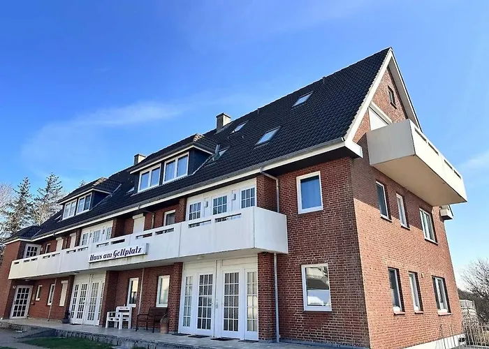 Sky&Sand Homes Weitblick I Helle Galeriewohnung mit atemberaubendem Meerblick, erste Strandlage, Skandi-Design, sonniger Balkon