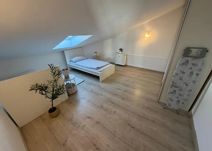 Wohnung für 8 Personen - Nähe Flughafen FRA