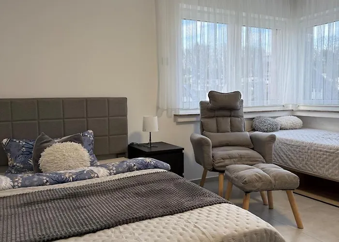 Modern Apartment For 7 Foosball Table, Gym, Garden