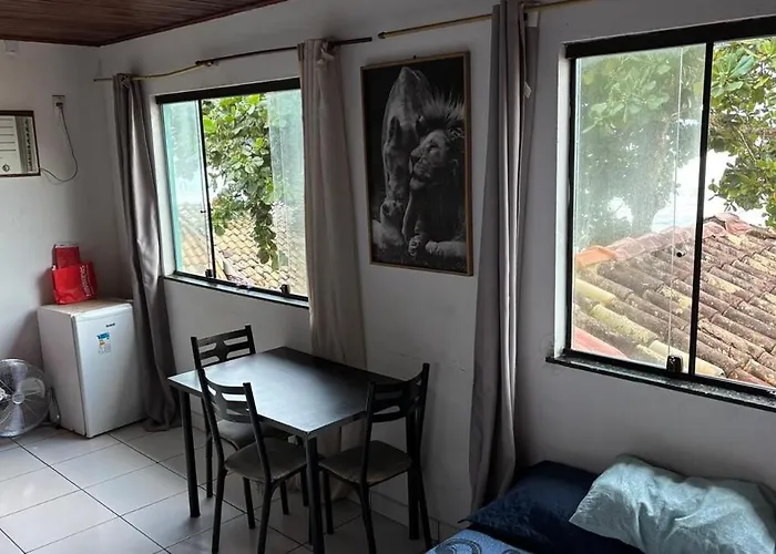 Casa Pé na Areia, Trindade