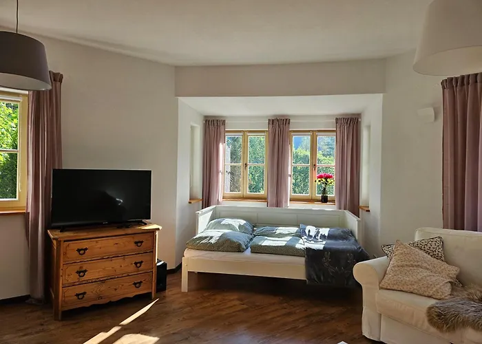 Bergnest im Prielkreuz - Großes Appartment im Ski und Wandergebiet