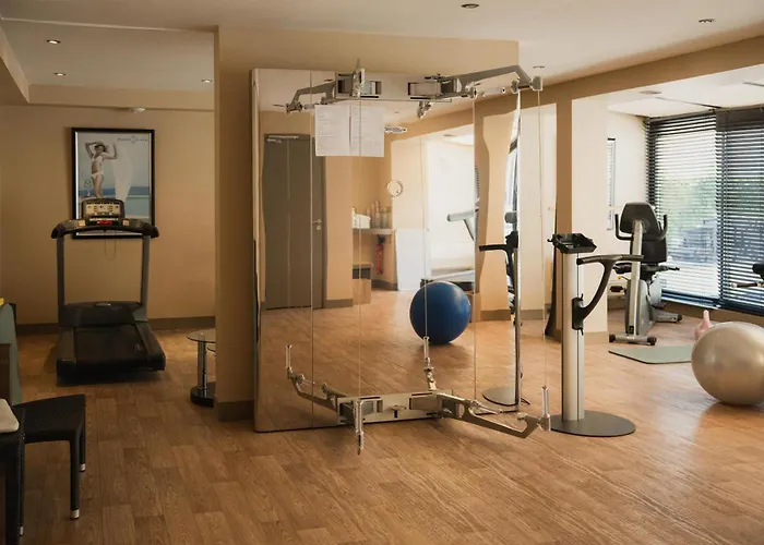 Hotel & Spa Le Grand Monarque, BW Premier Collection