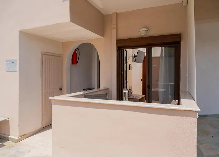 Meliton Inn Hotel & Suites By The Beach
