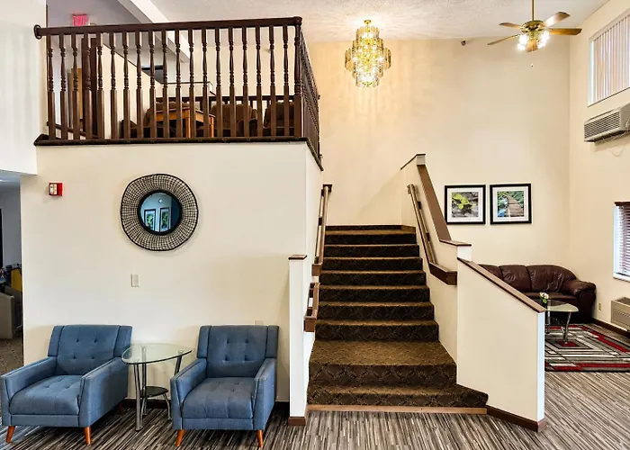 Baymont By Wyndham Hot Springs