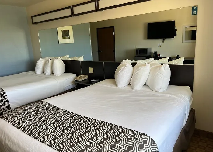 Microtel Inn & Suites By Wyndham Klamath Falls