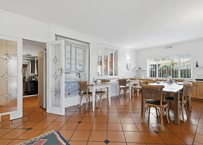 Paradiso Guesthouse & Self-Catering Cottage Cape Town